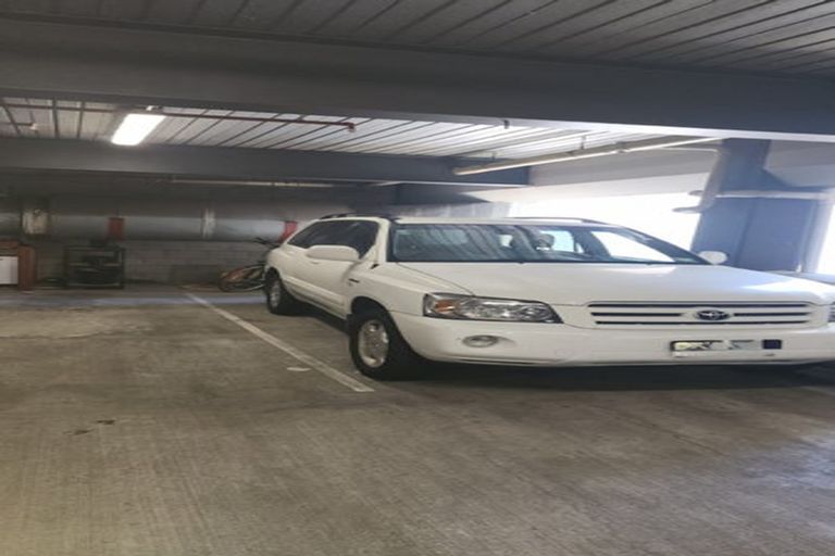 Photo of property in Courtenay Apartments, 304/120 Courtenay Place, Te Aro, Wellington, 6011