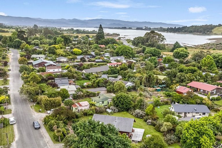 Photo of property in 8 Goddard Road, Tasman, Upper Moutere, 7173