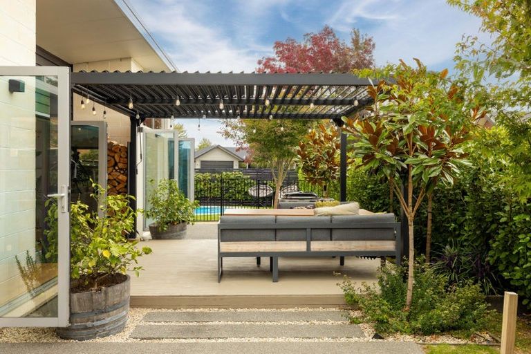 Photo of property in 20 Cedar Place, Rangiora, 7400