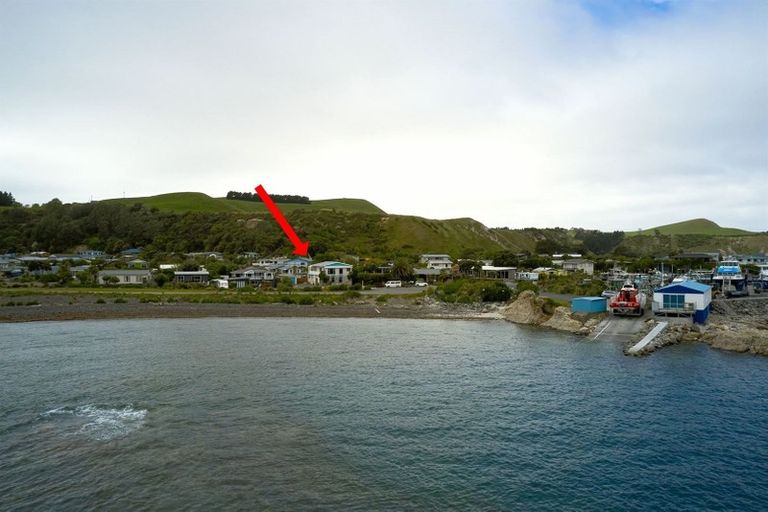 Photo of property in 2 Moa Road, South Bay, Kaikoura, 7300