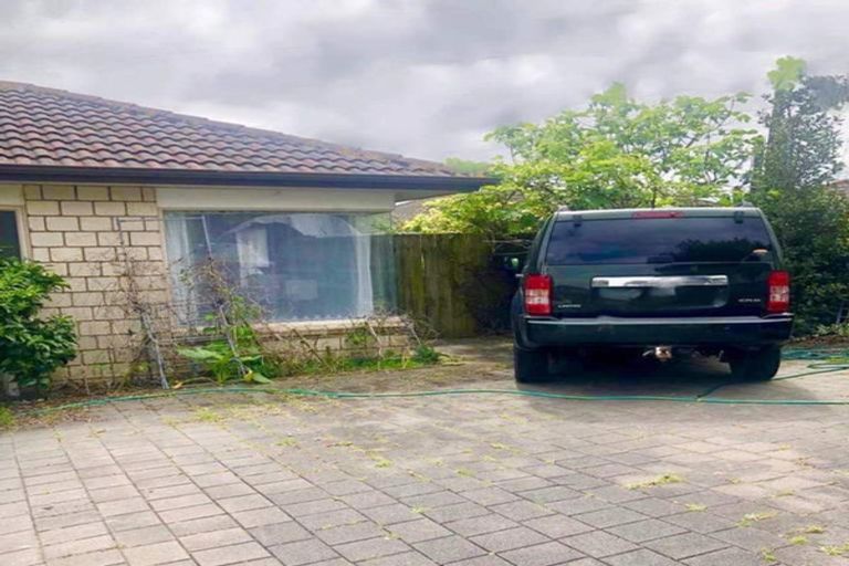 Photo of property in 30 Innisowen Place, Flat Bush, Auckland, 2019
