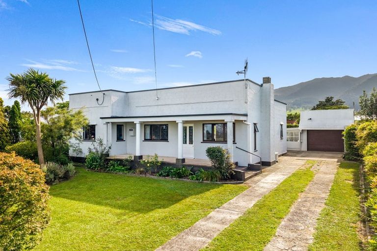 Photo of property in 44 Stirling Street, Te Aroha, 3320