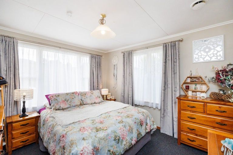 Photo of property in 69 Ongo Road, Hunterville, 4730