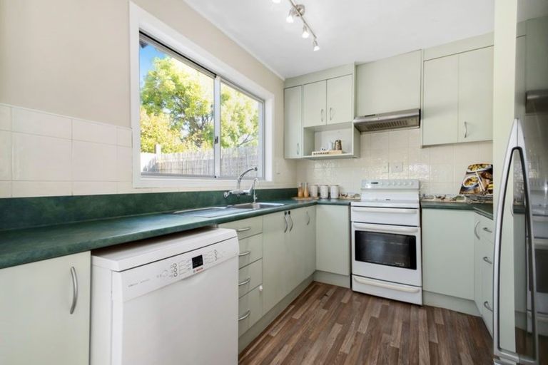 Photo of property in 34 Trentham Road, Papakura, 2110