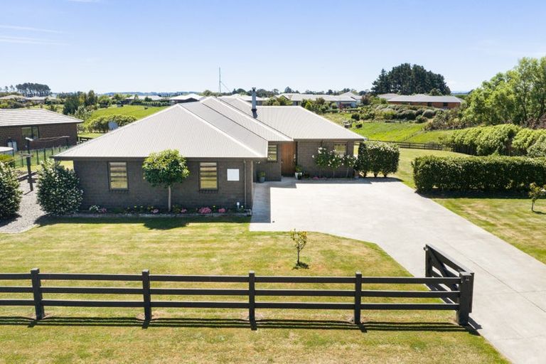 Photo of property in 115 Mount Taylor Drive, Feilding, 4775