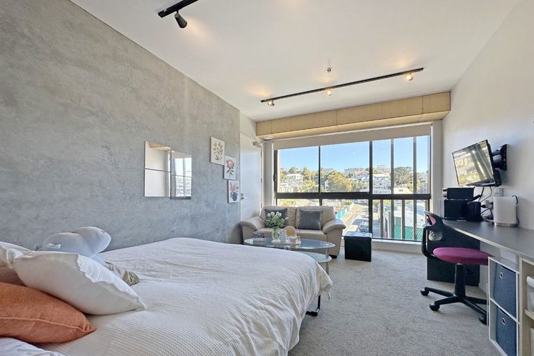 Photo of property in Vedado Apartments, 208/41 Hopper Street, Mount Cook, Wellington, 6011