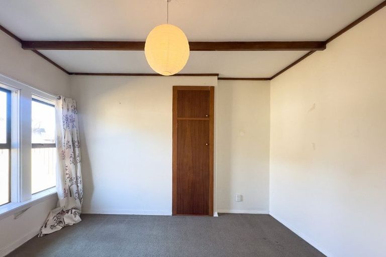 Photo of property in 10 Plynlimon Road, Fendalton, Christchurch, 8052