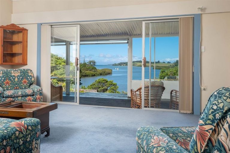 Photo of property in 82 Riverview Road, Kerikeri, 0230