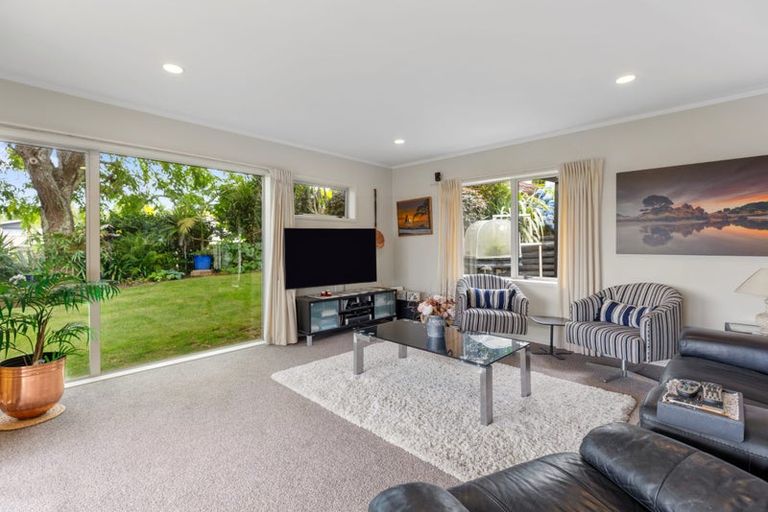 Photo of property in 15a Otumoetai Road, Judea, Tauranga, 3110
