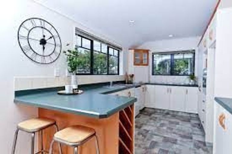 Photo of property in 114a Thornton Road, Cambridge, 3434