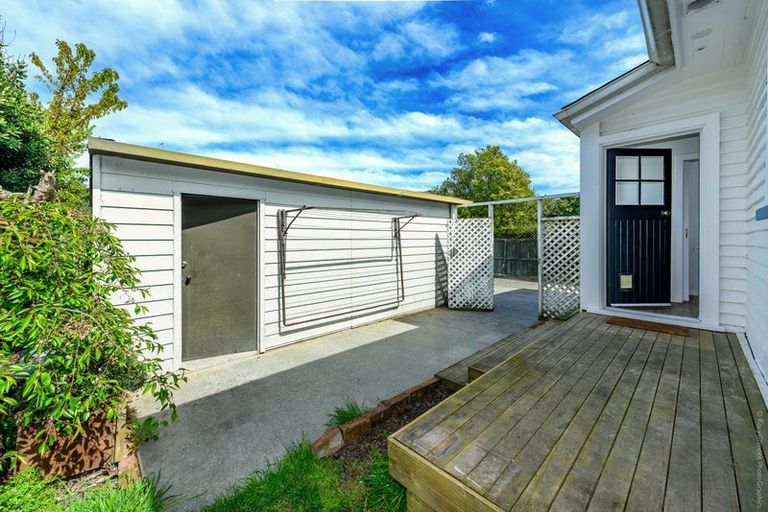 Photo of property in 44 Centaurus Road, Cashmere, Christchurch, 8022