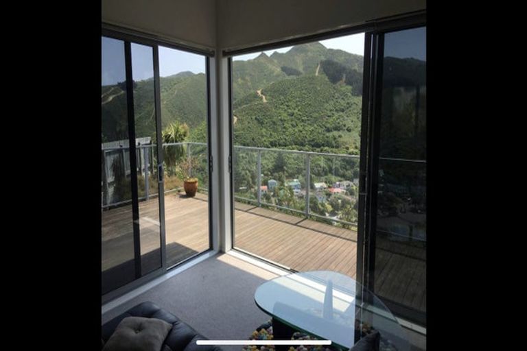 Photo of property in 59a Frobisher Street, Island Bay, Wellington, 6023