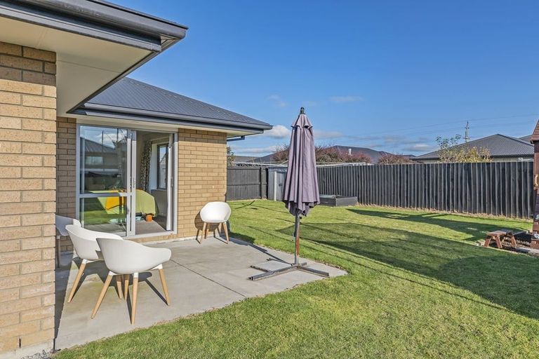 Photo of property in 5 Fountain Place, Rolleston, 7614