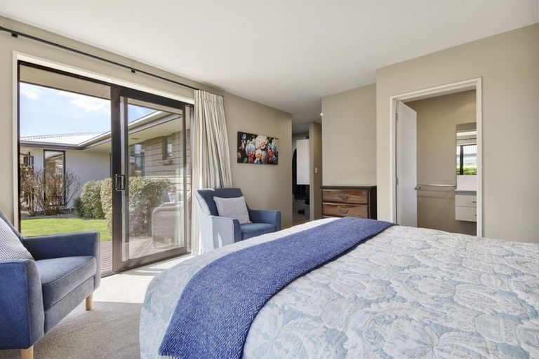 Photo of property in 1 Pimlico Place, Rangiora, 7400