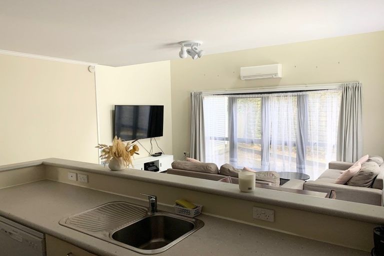 Photo of property in 6/162 Aro Street, Aro Valley, Wellington, 6021