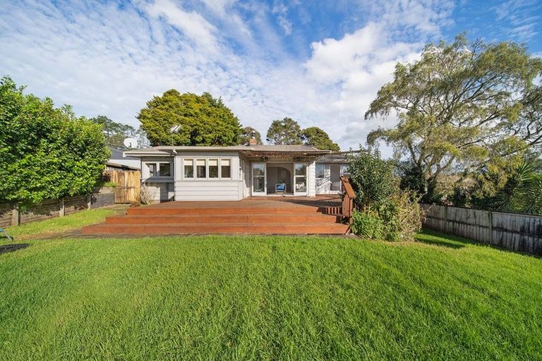 Photo of property in 16 Red Hill Road, Red Hill, Papakura, 2110