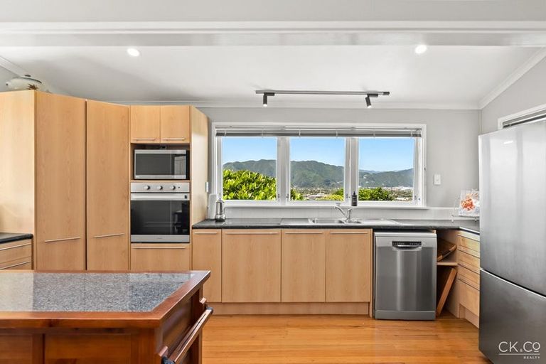 Photo of property in 12f City View Grove, Harbour View, Lower Hutt, 5010
