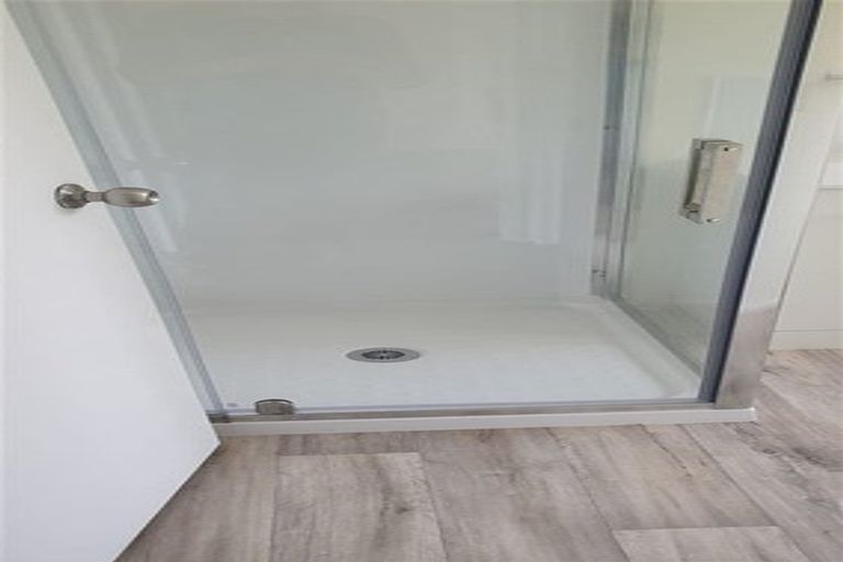 Photo of property in 2/21 Calluna Crescent, Totara Heights, Auckland, 2105