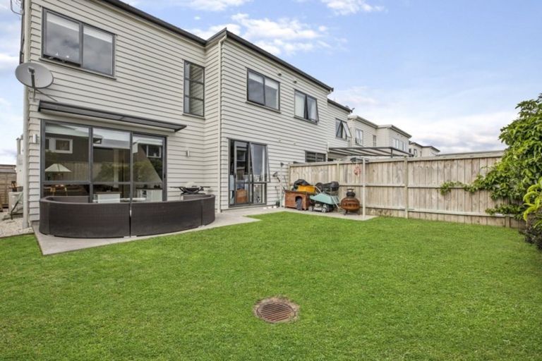 Photo of property in 61 Costa Viva Crescent, Karaka, Papakura, 2113