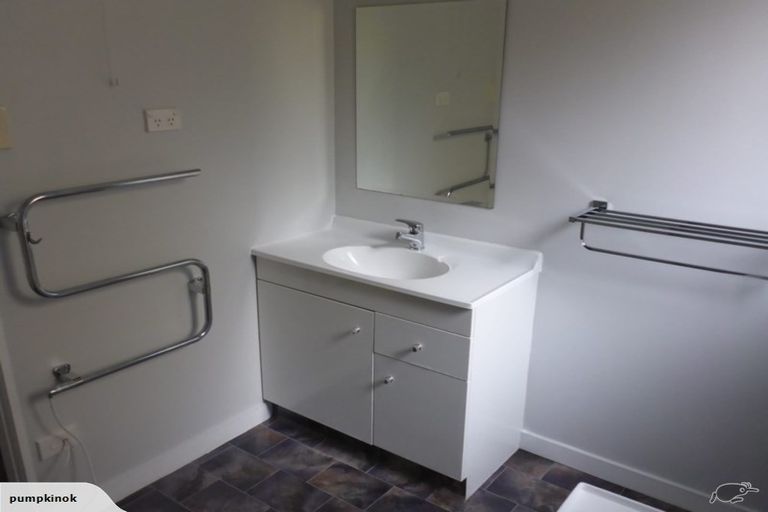 Photo of property in 6b Thomson Street, Green Island, Dunedin, 9018