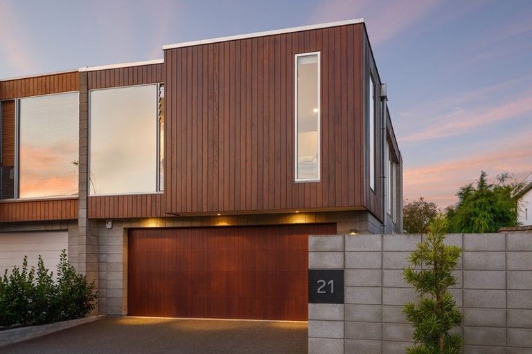 Photo of property in 21 Beveridge Street, Christchurch Central, Christchurch, 8013