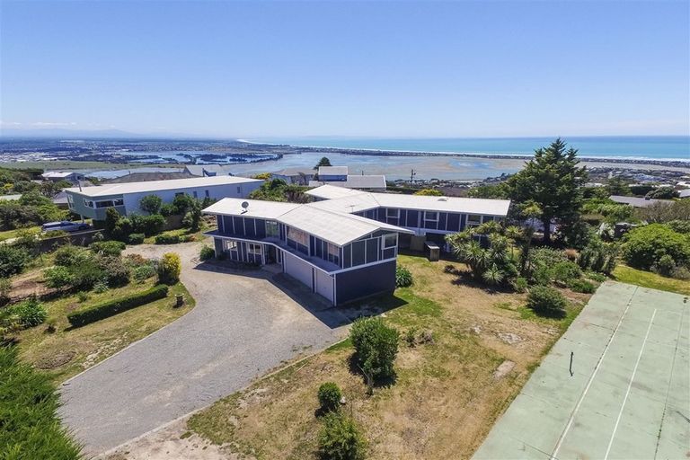 Photo of property in 237 Major Hornbrook Road, Mount Pleasant, Christchurch, 8081