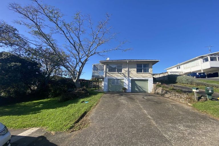 Photo of property in 1/60 Bruce Road, Glenfield, Auckland, 0629