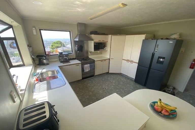 Photo of property in 43 Nalanda Crescent, Broadmeadows, Wellington, 6035