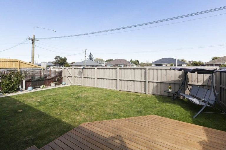 Photo of property in 1/106 Burwood Road, Burwood, Christchurch, 8083