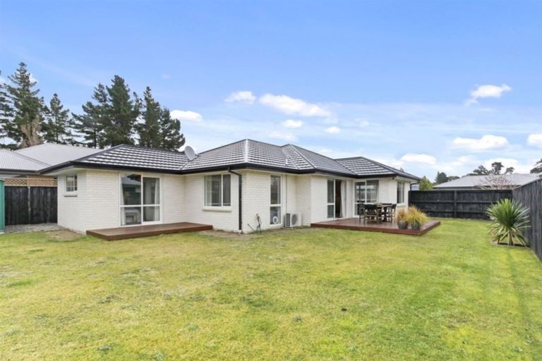 Photo of property in 4 Taniwha Street, Pegasus, 7612