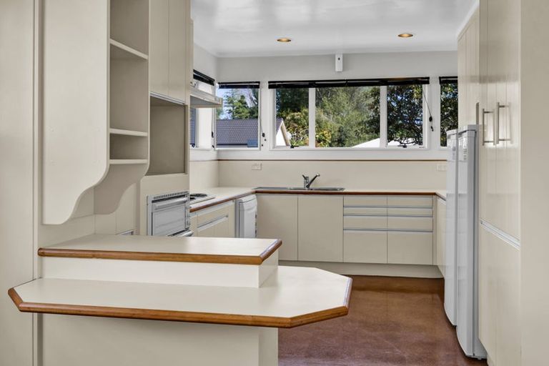 Photo of property in 12 Erin Street, Hawera, 4610