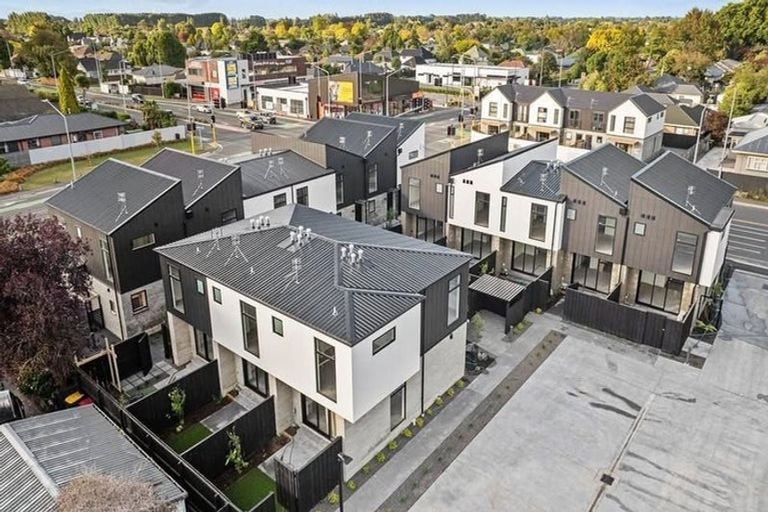 Photo of property in 1/237 Cranford Street, St Albans, Christchurch, 8052