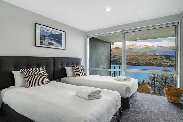 Photo of property in 1/11 Gum Lane, Queenstown, 9300