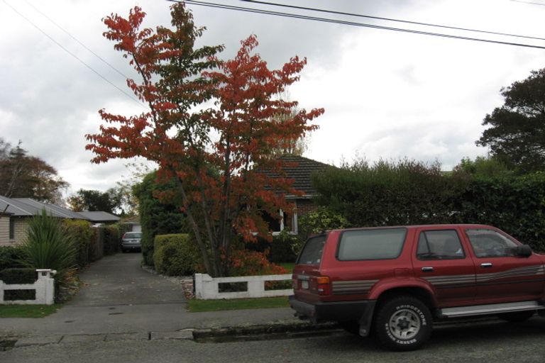 Photo of property in 19 Grassmere Street, Papanui, Christchurch, 8052