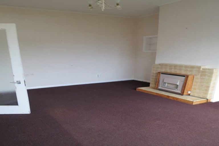 Photo of property in 12 Edge Hill, Mount Victoria, Wellington, 6011