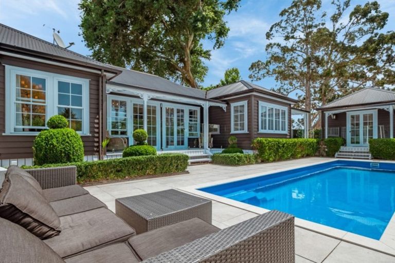 Photo of property in 34 Black Barn Lane, Bethlehem, Tauranga, 3110