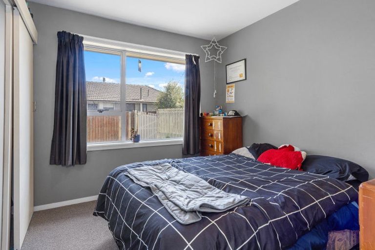 Photo of property in 107 Oakhampton Street, Hornby, Christchurch, 8042
