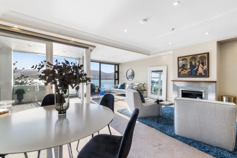Photo of property in 10/318 Oriental Parade, Oriental Bay, Wellington, 6011