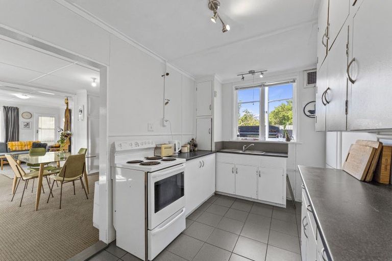 Photo of property in 29 Rangiuru Road, Otaki Beach, Otaki, 5512