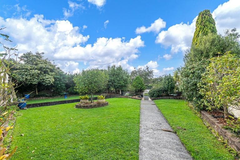 Photo of property in 17 Moyne Avenue, Milson, Palmerston North, 4414