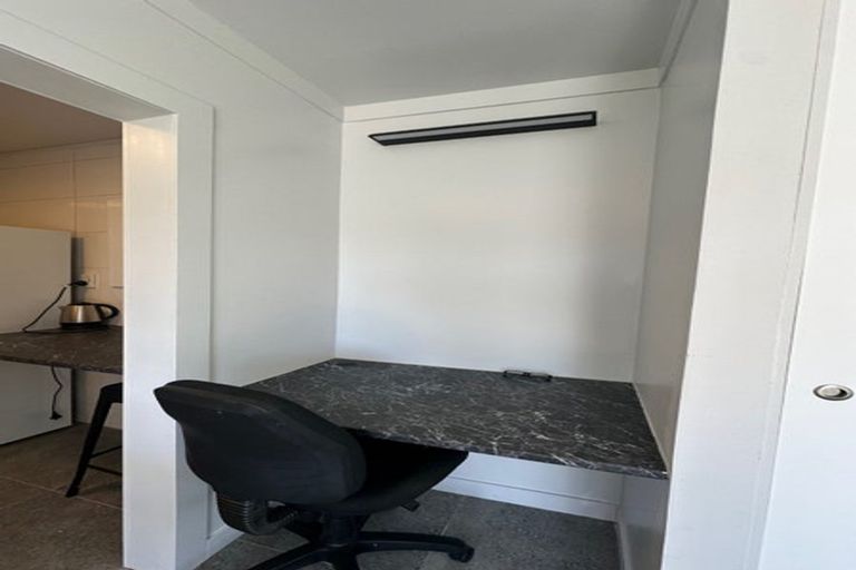 Photo of property in 1/41 Bentley Avenue, Glenfield, Auckland, 0629