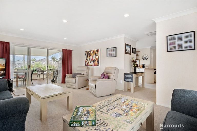 Photo of property in 21 Waitoa Street, Waiuku, 2123