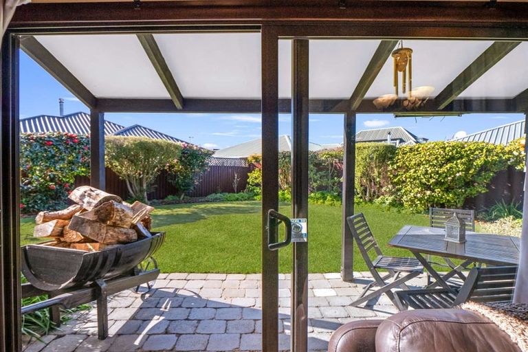 Photo of property in 8 Payling Lane, Mairehau, Christchurch, 8052