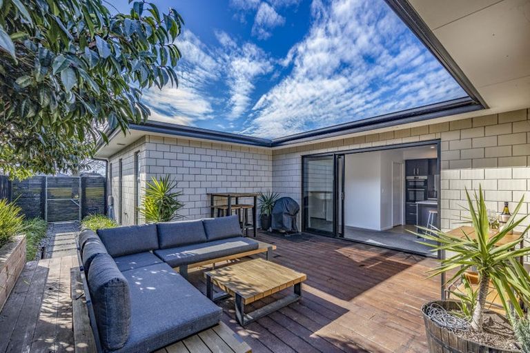 Photo of property in 54 Provincial Road, Halswell, Christchurch, 8025