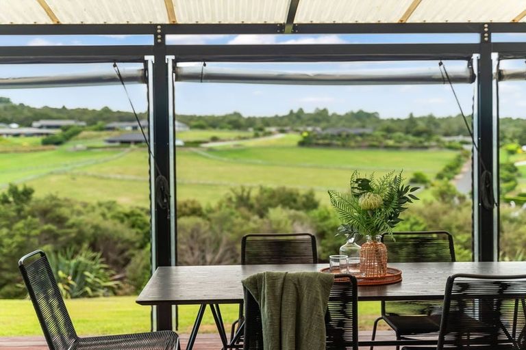 Photo of property in 66 Karanui Road, Te Kamo, Kamo, 0185