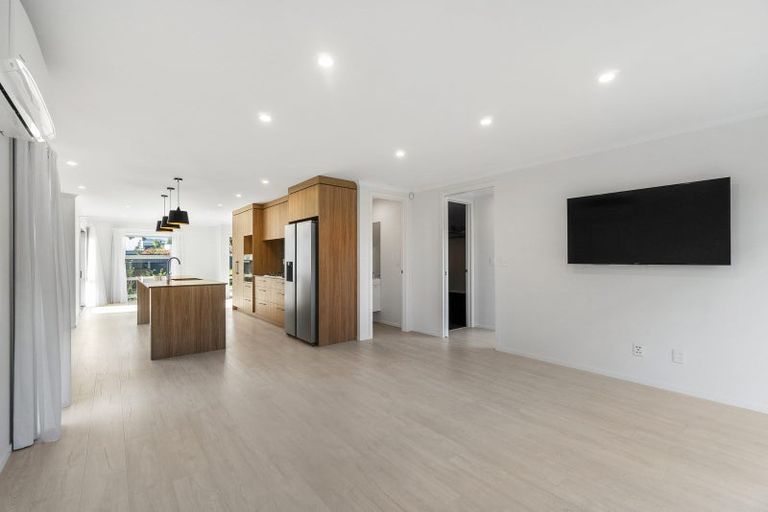 Photo of property in 43 Kauri Point Drive, Rototuna North, Hamilton, 3210