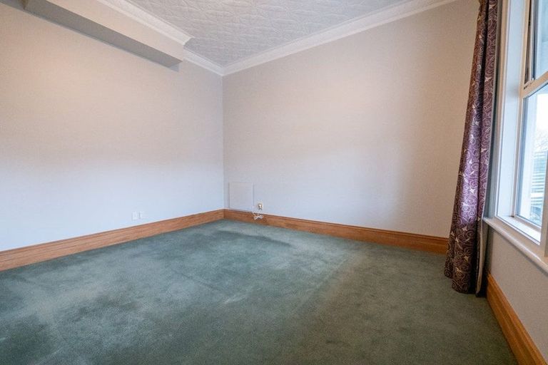 Photo of property in 40 Hargest Crescent, Saint Kilda, Dunedin, 9012