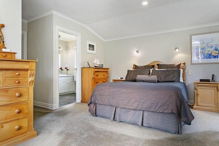 Photo of property in 4 Longfellow Street, Leamington, Cambridge, 3432