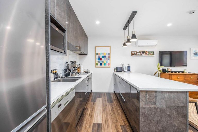 Photo of property in 206/40 East Street, Papakura, 2110