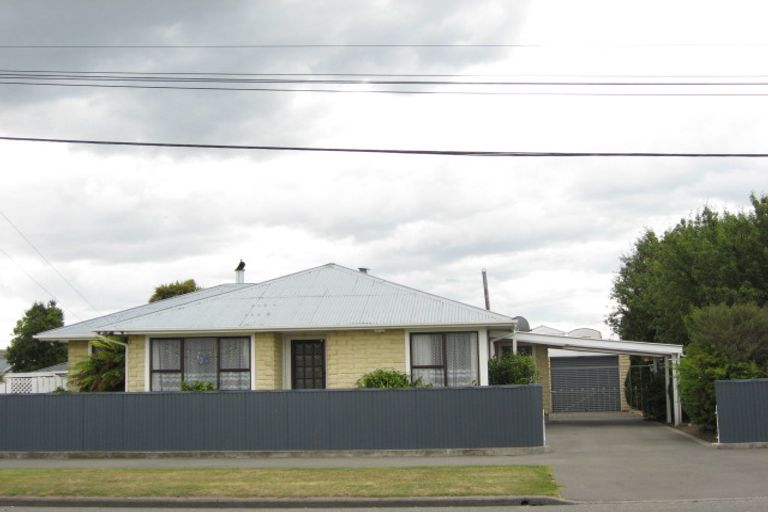 Photo of property in 83 Hargood Street, Woolston, Christchurch, 8062